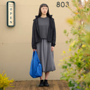 ブラック