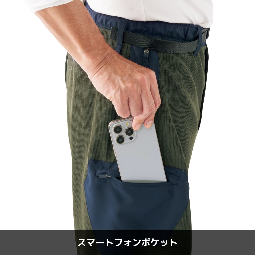 ブラック