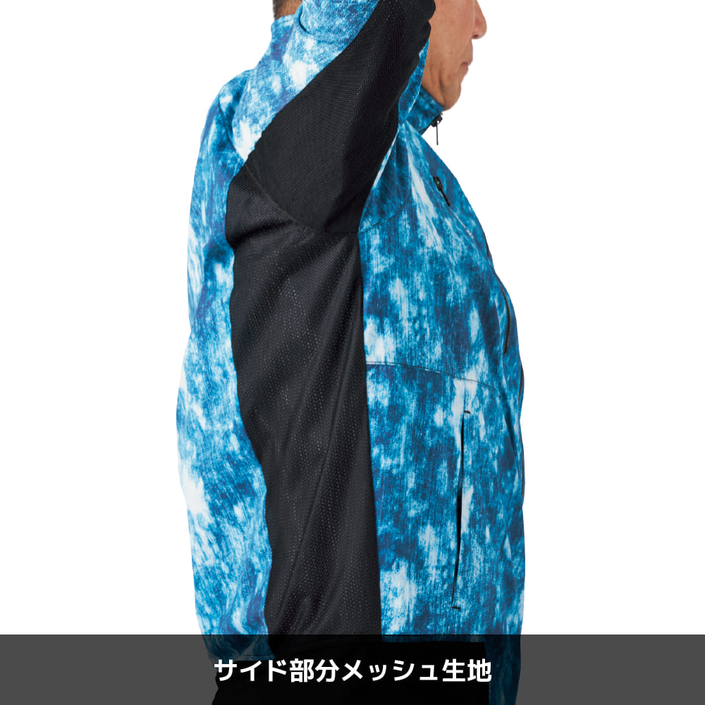 ブラック