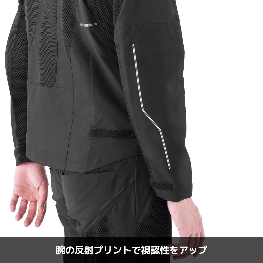 ブラック