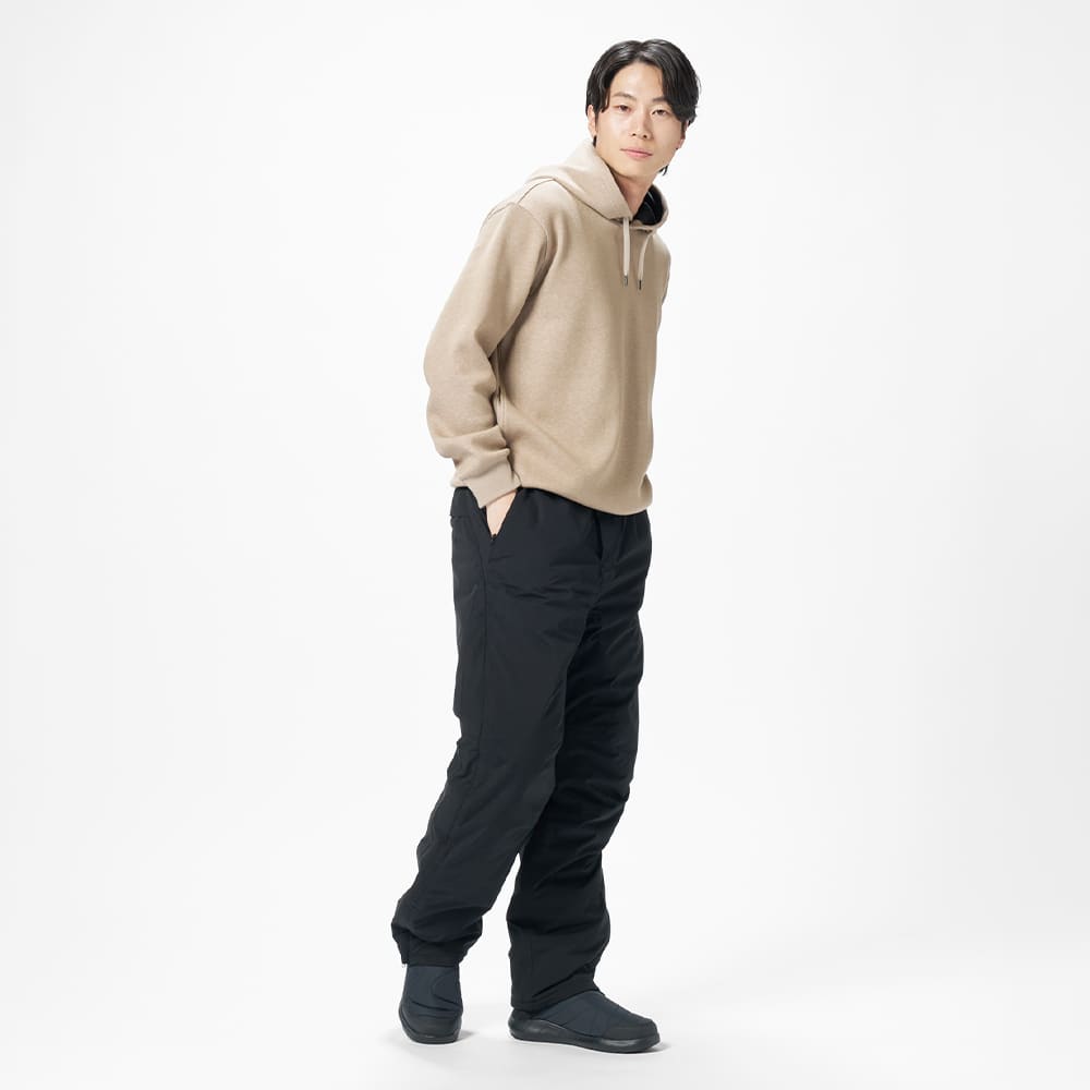 ブラック