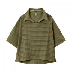 カーキ