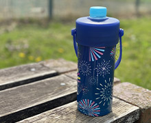 冷たいままが数時間続く!真空保冷ペットボトルホルダー
